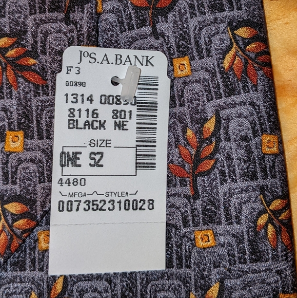 New with Tags Joseph A. Banks Signature Collection Men's Handmade Silk Tie - Picture 6 of 7